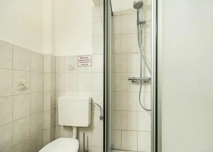 Weisse Moewe * Dornum